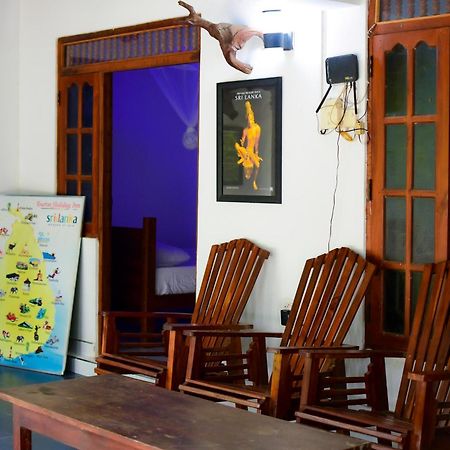Tourist Holiday Inn Dambulla Extérieur photo