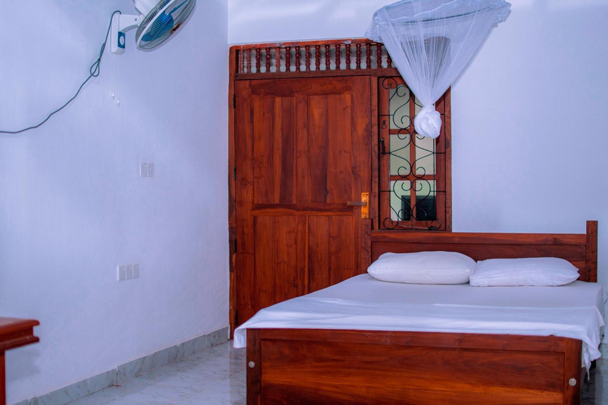 Tourist Holiday Inn Dambulla Extérieur photo